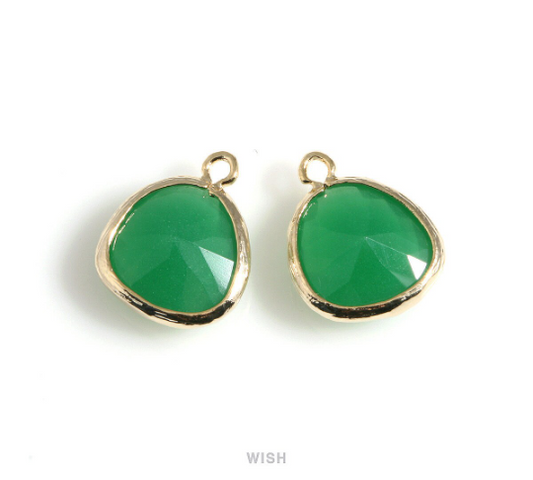 Palace Green Framed Glass Charm in Gold, Framed Drop Glass Pendant / GPGG-004-P