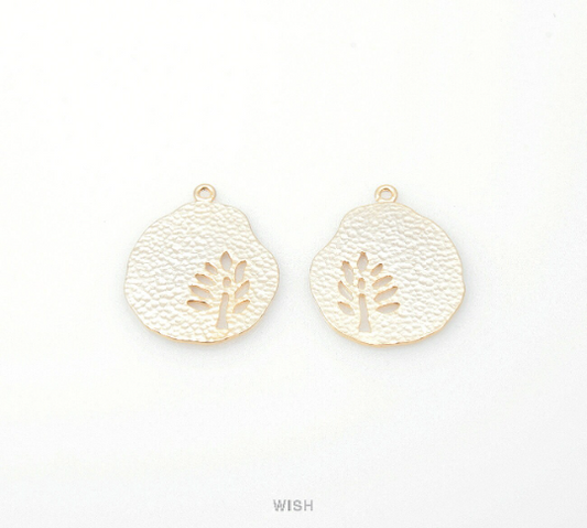 Tree in Pear Pendants in Matte Gold, Oak in Pear Charms / MMG-172-P (Small)