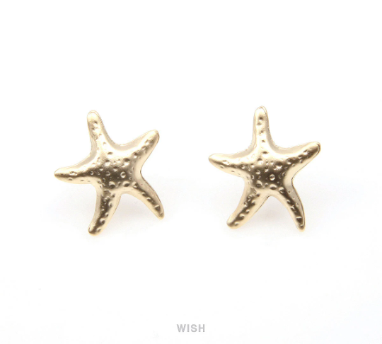 Starfish Stud Earrings in Matte Gold, Starfish Ear Studs / MMG-311-E