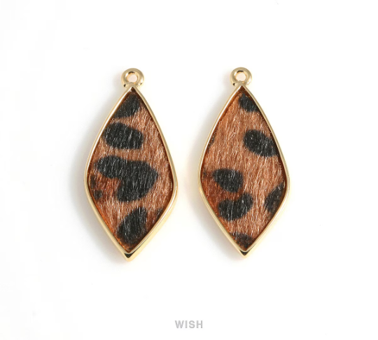 Light Leopard Print Calf Hide in Gold Drop Frame, Leopard Calf Hide Charm / LLEG-467-P2