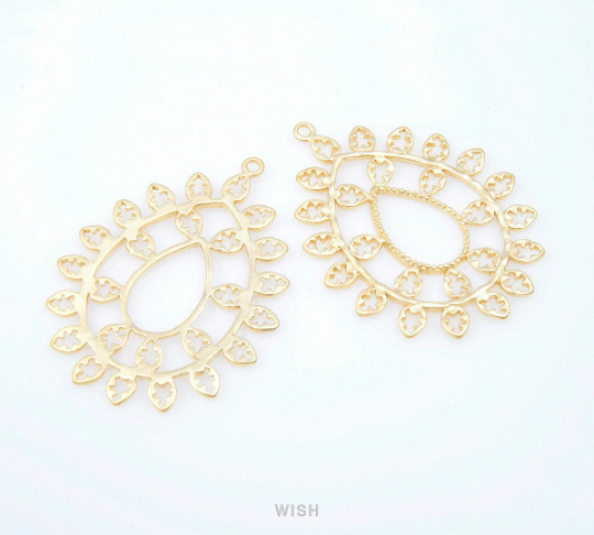 Teardrop Pendants in Matte Gold, Teardrop Charms / MMG-116-P