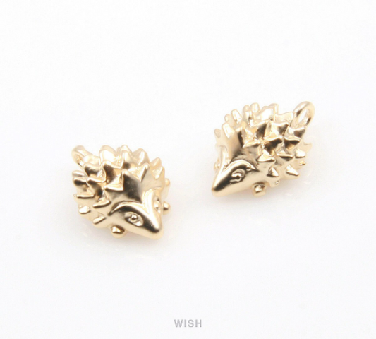 Hedgehog Pendants in Matte Gold, Solid Hedgehog Charm / MMG-333-P