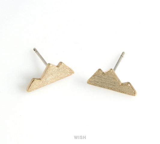 Mountain Stud Earrings in Matte Gold, 3 Peak Mountain Ear Studs / MMG-489-E