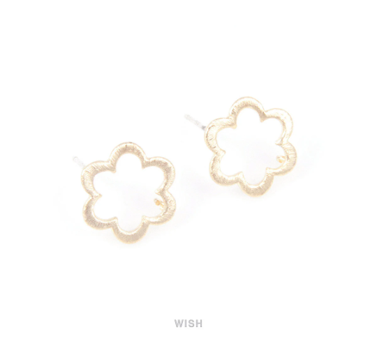Sunflower Stud earrings in Matte Gold, Flower in Bloom Stud Earrings / MMG-032-E