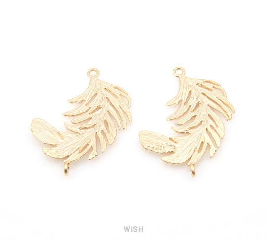 Feather Connector in Matte Gold, Textured Feather Charm / MMG-231-C