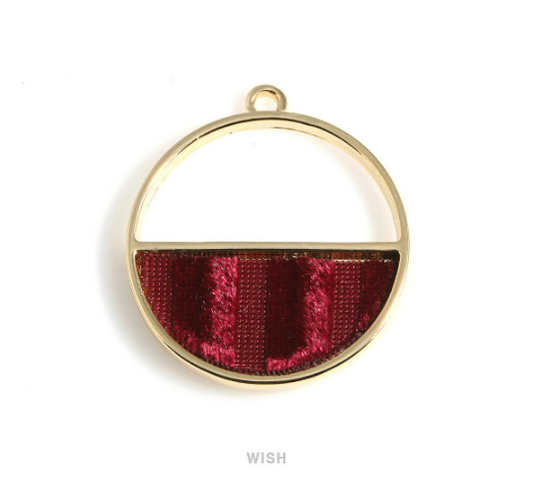 Burgundy Velvet Circle Pendant in Gold Frame, Burgundy Velvet Round Charm /MG-BG-517-P