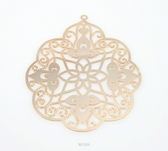 Gothic Theme Pendants in Gold, Gothic Charm / MG-150-P