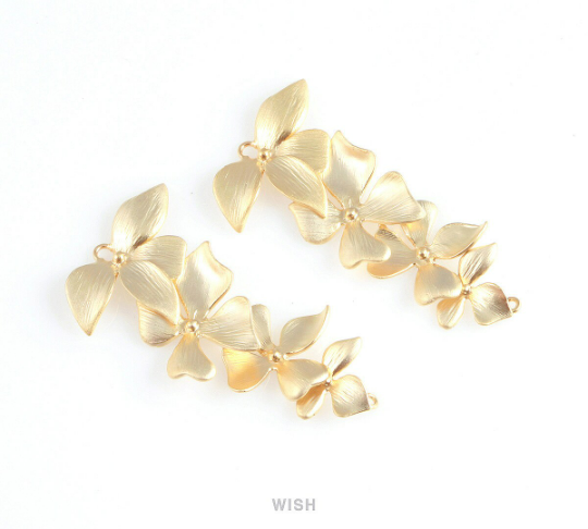 Quadruple Orchid Pendant in Matte Gold, Quadruple Orchid Charm / MMG-209-P