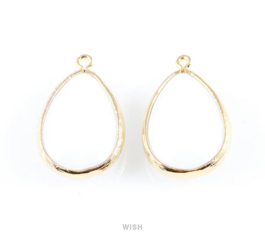White Alabaster Synthetic Stone Charms in Gold, Framed Teardrop Pendant / SWAG-010-P