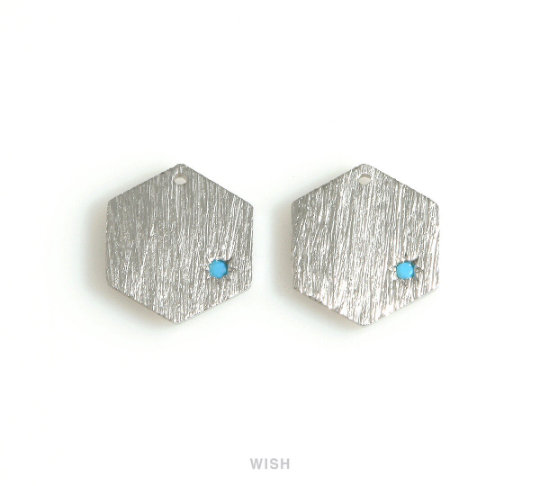 Hexagon Charm with a Turquoise in Matte Gold, Hexagon Pendant / MMG-670-P