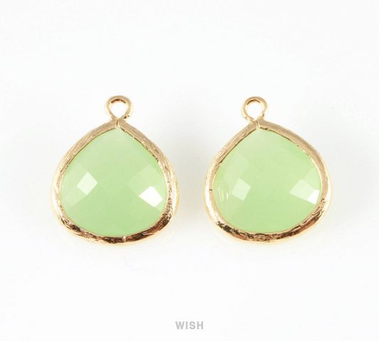 Light Mint Faceted Glass Charm in Gold, Framed Drop Glass Bead / GLMG-001-P (Large)