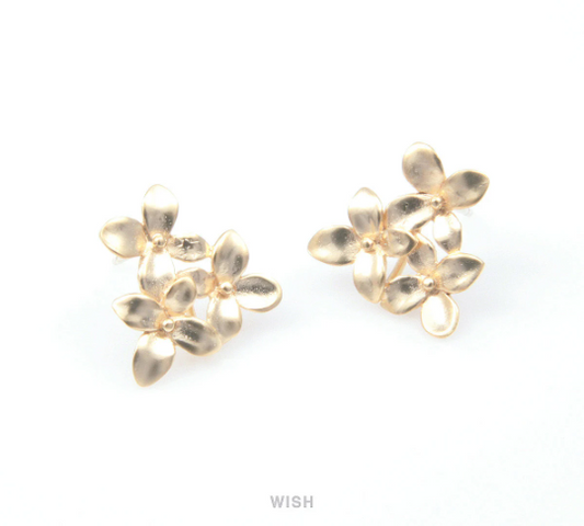 3 Flower Stud Earrings in Matte Gold, Flower Leaves Stud Ear Post / MMG-098-E