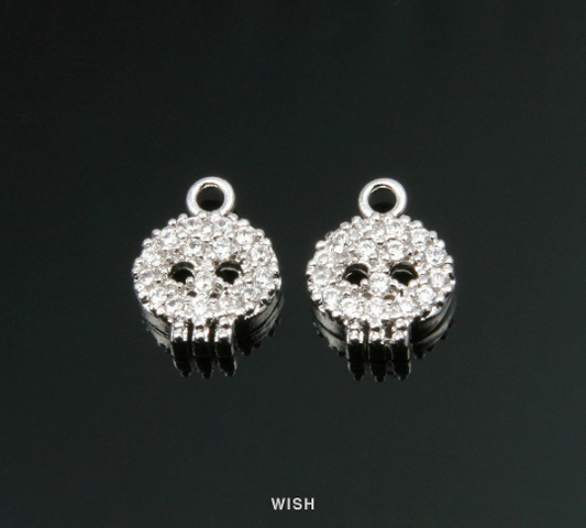 Silver Skull Pendant with 16 Cubic Zirconia, Cubic Zirconia in Skull / CRH-055-P