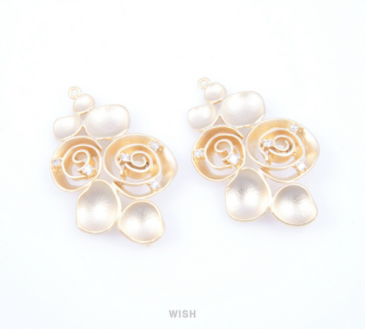 Rose Bouquet Connectors in Matte Gold, Rose Charms / MMG-056-C