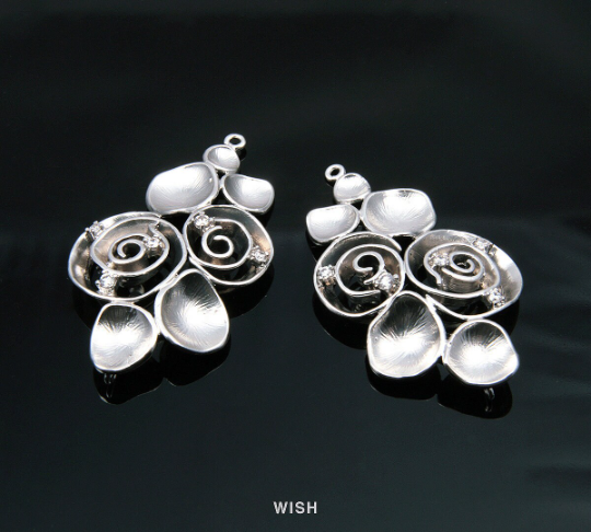Rose Bouquet Connectors in Matte Rhodium, Rose Charms / MMRH-056-C