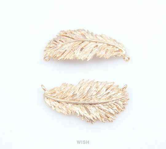 Feather Connectors in Matte Gold, Feather Charms / MMG-125-P (1piece)