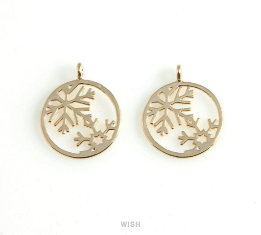 Snowflake in Circle Pendants in Gold, Snow Charm/ MG-449-P