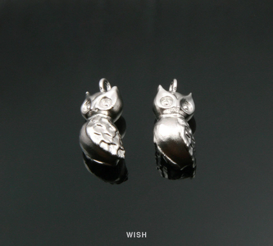 Owl Pendant in Matte Rhodium, Solid Owl Charm / MMRH-321-P