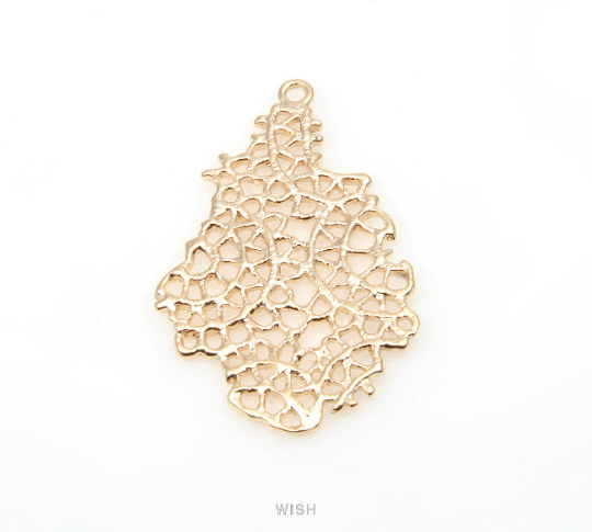 Autumn Leaf Pendant in Matte Gold, Autumn Leaf Charm / MMG-294-P