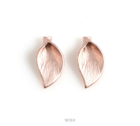 Small Lily Petal Pendants in Matte Rose Gold, Lily Charm / MMRG-347-P (4pcs)