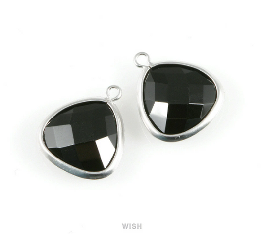 Black Onyx Faceted Gemstone Pendant in Matte Rhodium, Triangle Onyx Bezel Charms / SJTMRH-029-P