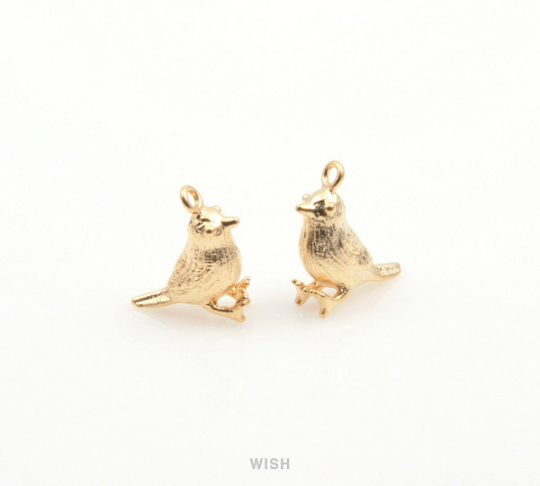 Sparrow Pendants in Matte Gold, Solid Sparrow Charms / MMG-187-P