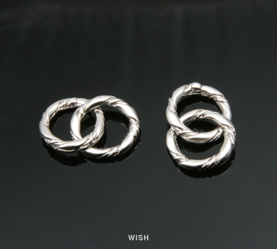 Linkage Rings Pendant in Matte Rhodium, Dainty Circle Rings Charm / MMRH-314-P