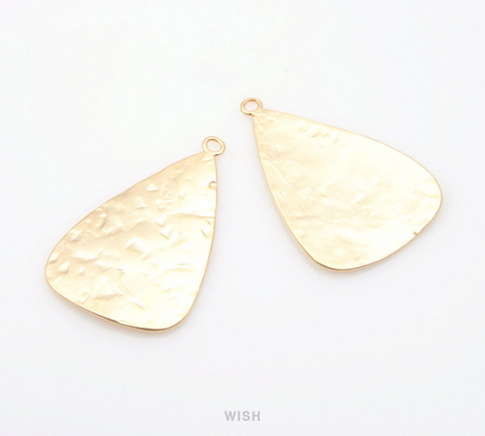 Hammered Triangle Pendants in Matte Gold, Triangle Charms / MMG-166-P