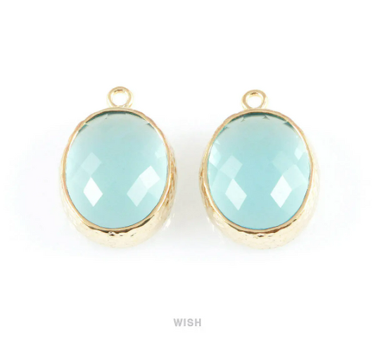 Aquamarine Faceted Glass Charms in Gold, Framed Oval Pendant / GAQG-009-P