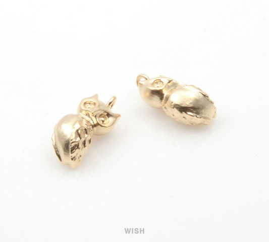 Owl Pendant in Matte Gold, Solid Owl Charm / MMG-321-P
