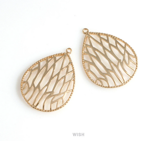 Geometric Teardrop Pendant in Matte Gold, Geometric Drop Charm / MMG-644-P