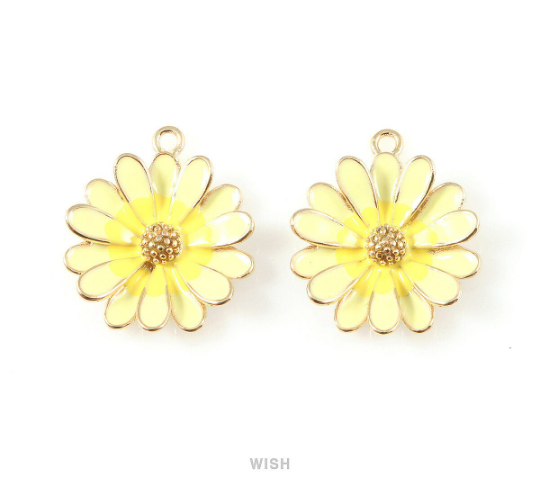 Yellow Daisy Pendants in Gold, Daisy Charm /MYWG-424-P