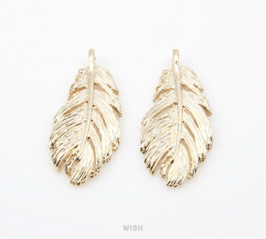 Feather Pendant in Matte Gold, Textured Feather Charm /MMG-238-P