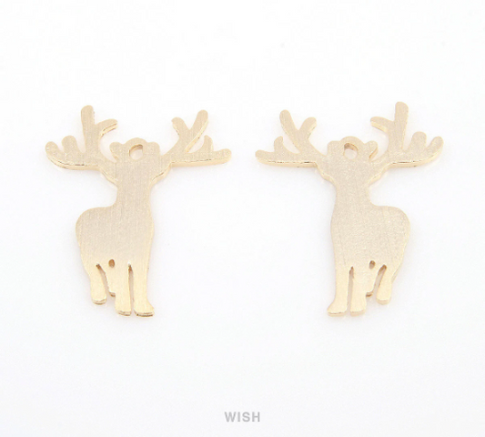 Reindeer Pendants in Matte Gold, Reindeer Charm / MMG-332-P