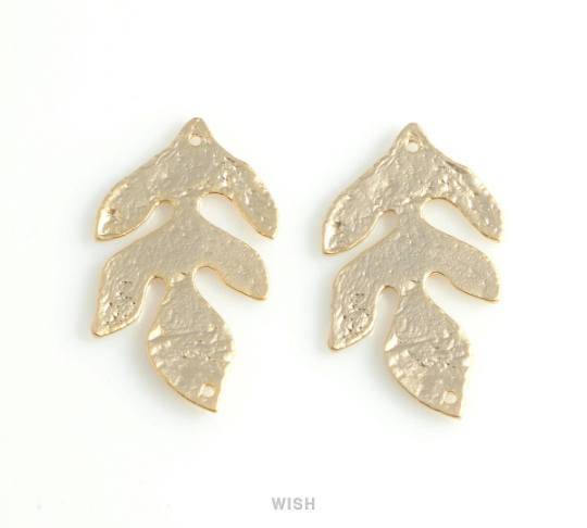 Hammered Leaves Pendant in Matte Gold, Hammered Leaves Charm / MMG-445-P