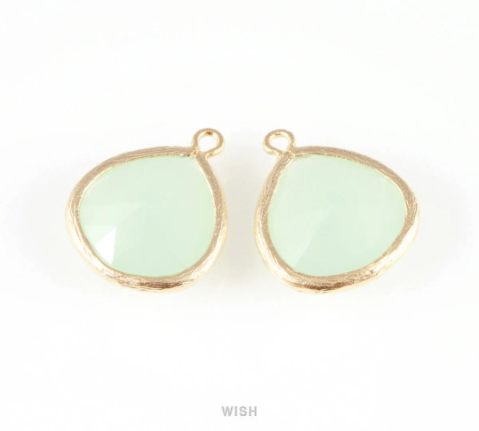 Alice Blue Faceted Glass Charm in Matte Gold, Framed Drop Glass Bead / GABMG-001-P