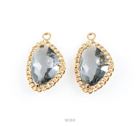 Charcoal Triangle Shape Pendants in Gold, Framed Triangle Charms / GCCG-034-P