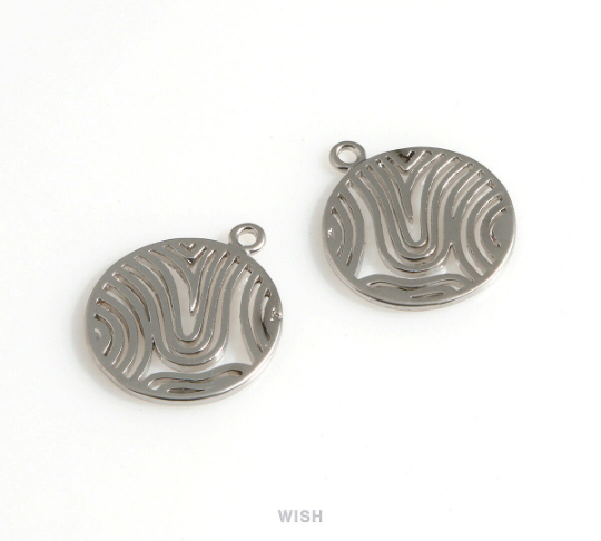 Wavy Pattern in Disc in Matte Rhodium, Sashiko Pattern in Coin Charm / MMRH-649-P