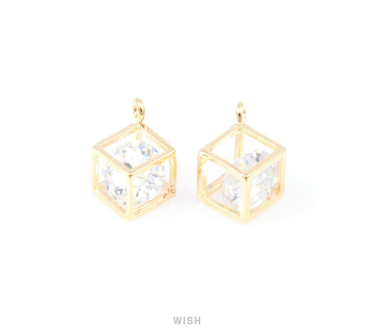 2 pcs Round Cubic Zirconia in Gold Square Cage, Round Shape Cubic Zirconia / CG-011-P (Medum)