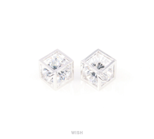 Round Cubic Zirconia in Rhodium Square Cage, Round Shape Cubic Zirconia / CRH-011-P (Medum)