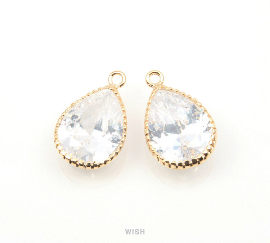 Teardrop Cubic Zirconia Pendants in Gold, Cubic Zirconia Gem / CG-034-P (Large)