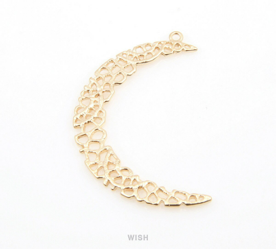 Mesh Crescent Pendant in Matte Gold, Crescent Charm / MMG-334-P