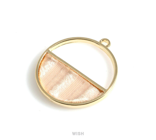 Peach Velvet Circle Pendant in Gold Frame, Peach Velvet Round Charm / MG-PC-517-P