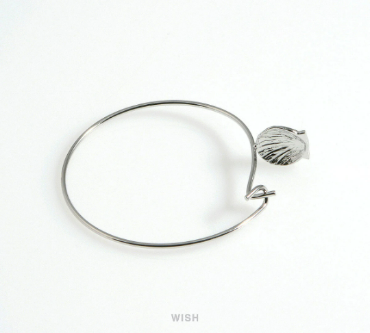 Hoop Earrings with seashell in Rhodium, Scallop Shell Hoop Earrings /FRH-044-E