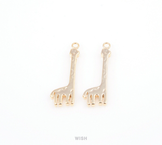 Giraffe Pendants in Gold, Giraffe Charms / MG-065-P