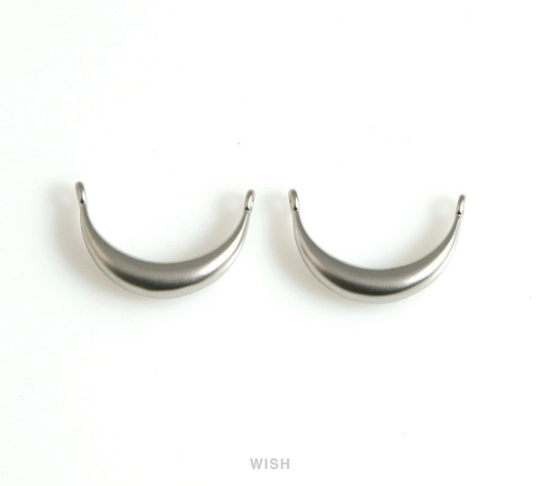 Crescent Pendants in Matte Rhodium, Crescent Horn Charms/ MMRH-660-P