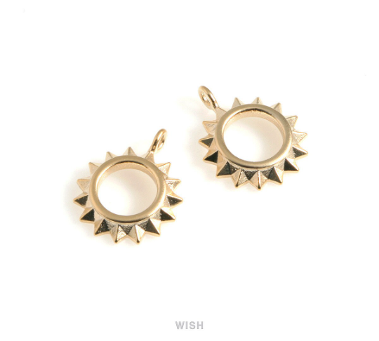 The Sun Pendants in Matte Gold, Sun Burst Charm / MMG-557-P