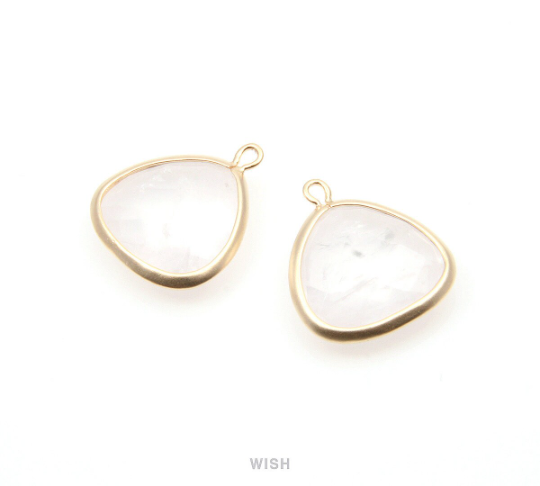 Clear Faceted Stone Charms in Shiny Gold, Bezel Triangle Gems / SCLG-029-C