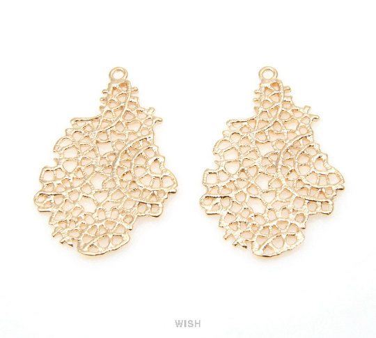 Autumn Leaf Pendant in Matte Gold, Autumn Leaf Charm / MMG-294-P