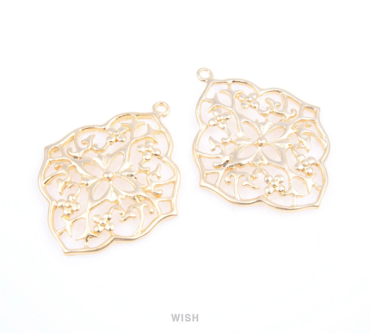 Floral Shield Pendants in Matte Gold, Oriental Floral Charm / MMG-057-P